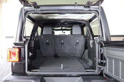 Jeep Wrangler Unlimited 3.6 V6 Rubicon Auto (7)