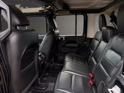 Jeep Wrangler Unlimited 2.0 Turbo Sahara (10)