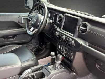 Jeep Wrangler Unlimited 2.0 Turbo Sahara (13)