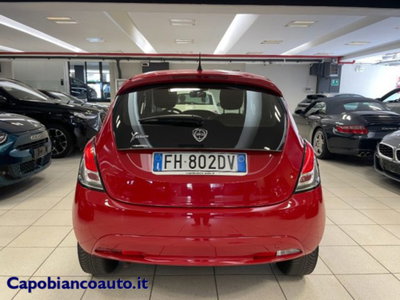 Lancia Ypsilon 1.2 69 CV 5 porte Silver (5)