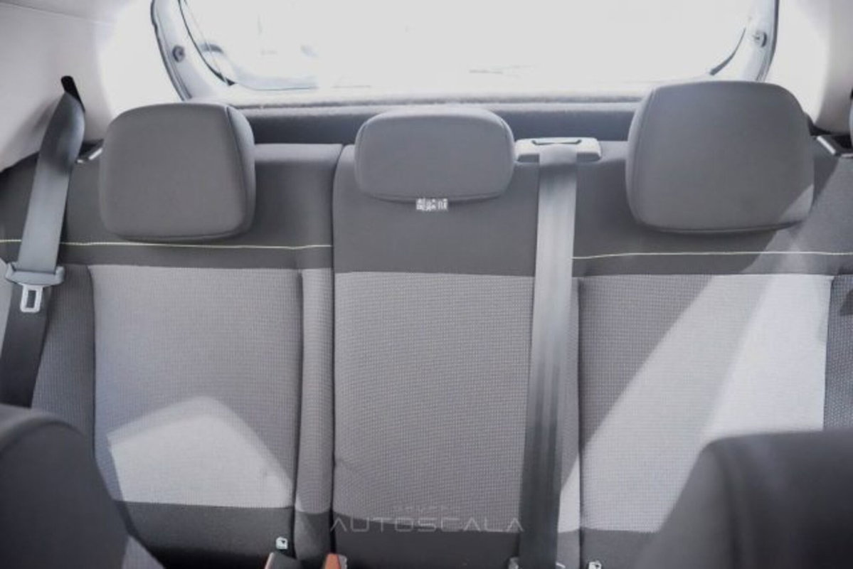 Citroen C3 1.2 puretech You s&s 83cv neopatentati (19)