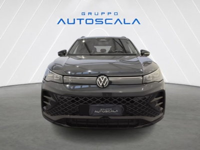 Volkswagen Tiguan Allspace 2.0 tdi R-Line 150cv dsg (2)