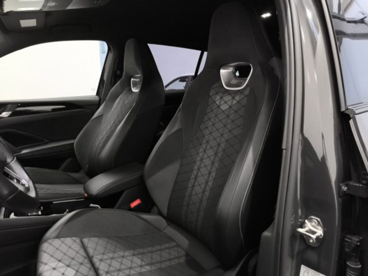Volkswagen Tiguan Allspace 2.0 tdi R-Line 150cv dsg (8)
