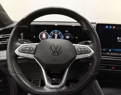 Volkswagen Tiguan Allspace 2.0 tdi R-Line 150cv dsg (9)