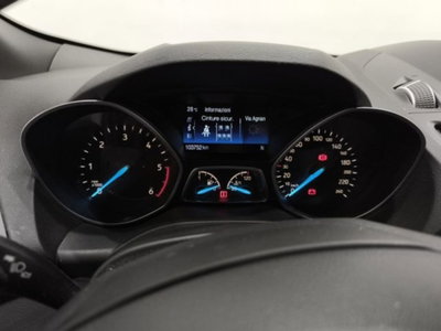 Ford Kuga 1.5 TDCI 120 CV S&S 2WD ST-Line (13)