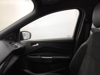 Ford Kuga 1.5 TDCI 120 CV S&S 2WD ST-Line (18)