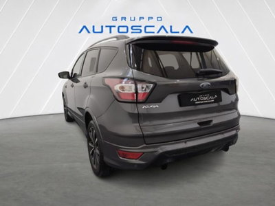 Ford Kuga 1.5 TDCI 120 CV S&S 2WD ST-Line (4)