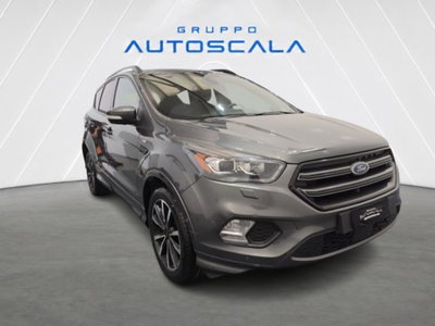 Ford Kuga 1.5 TDCI 120 CV S&S 2WD ST-Line (7)