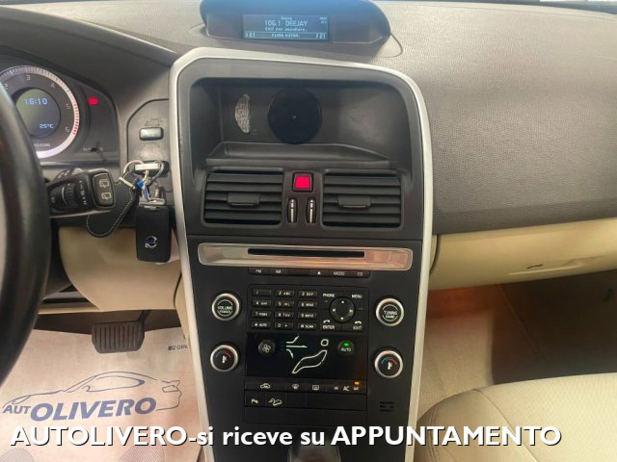Volvo XC60 D5 AWD Kinetic (15)