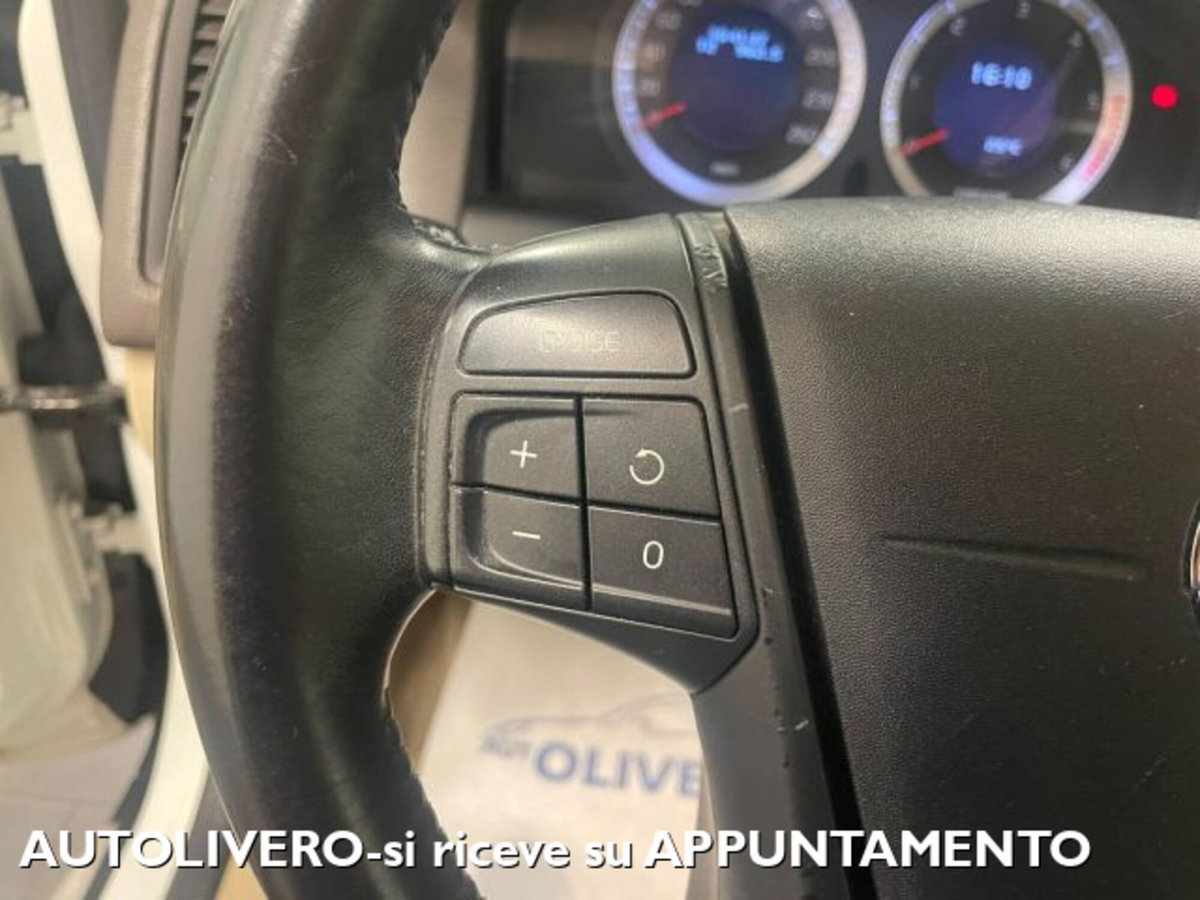 Volvo XC60 D5 AWD Kinetic (17)