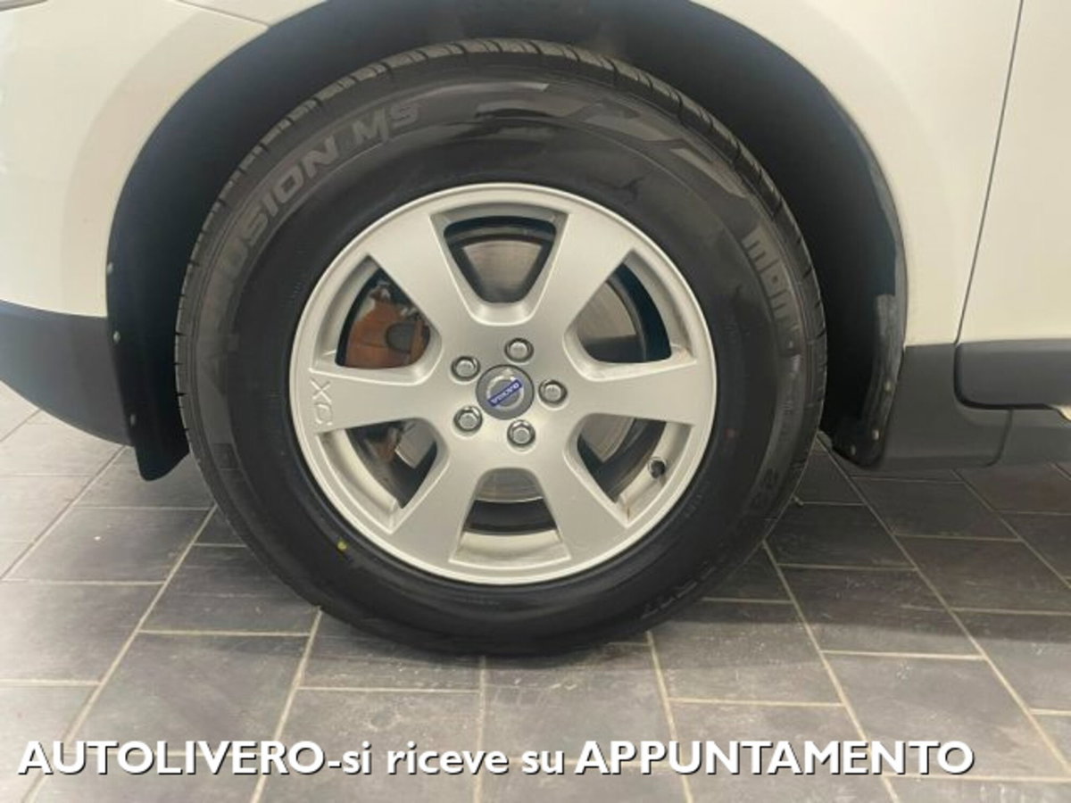Volvo XC60 D5 AWD Kinetic (5)