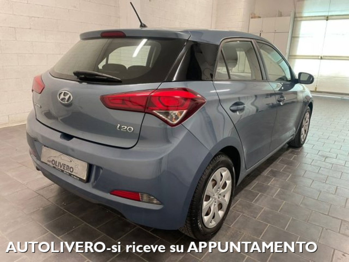 Hyundai i20 1.2 84 CV 5 porte Classic (4)