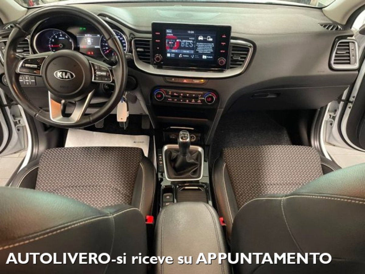 Kia XCeed 1.0 T-GDi GPL Business (14)