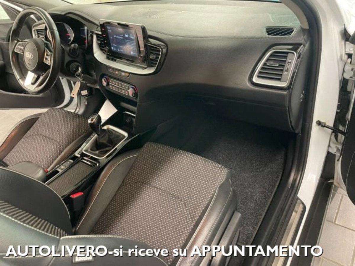 Kia XCeed 1.0 T-GDi GPL Business (7)