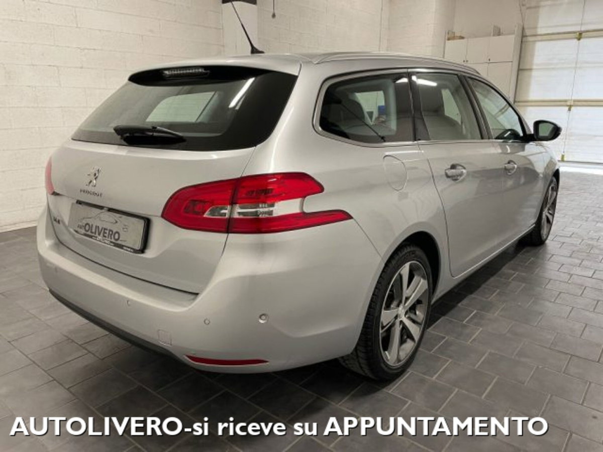 Peugeot 308 SW 1.2 puretech t Allure s&s 130cv (4)