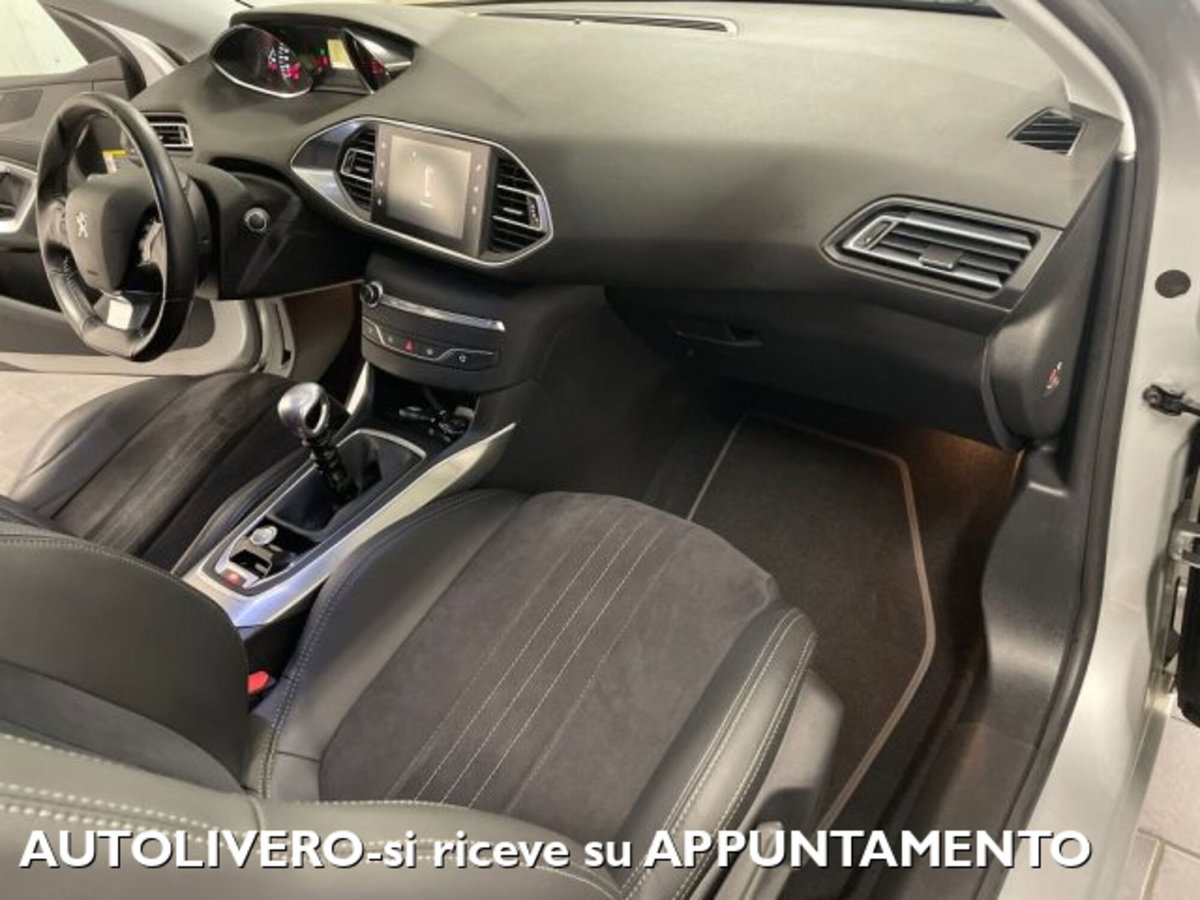Peugeot 308 SW 1.2 puretech t Allure s&s 130cv (9)