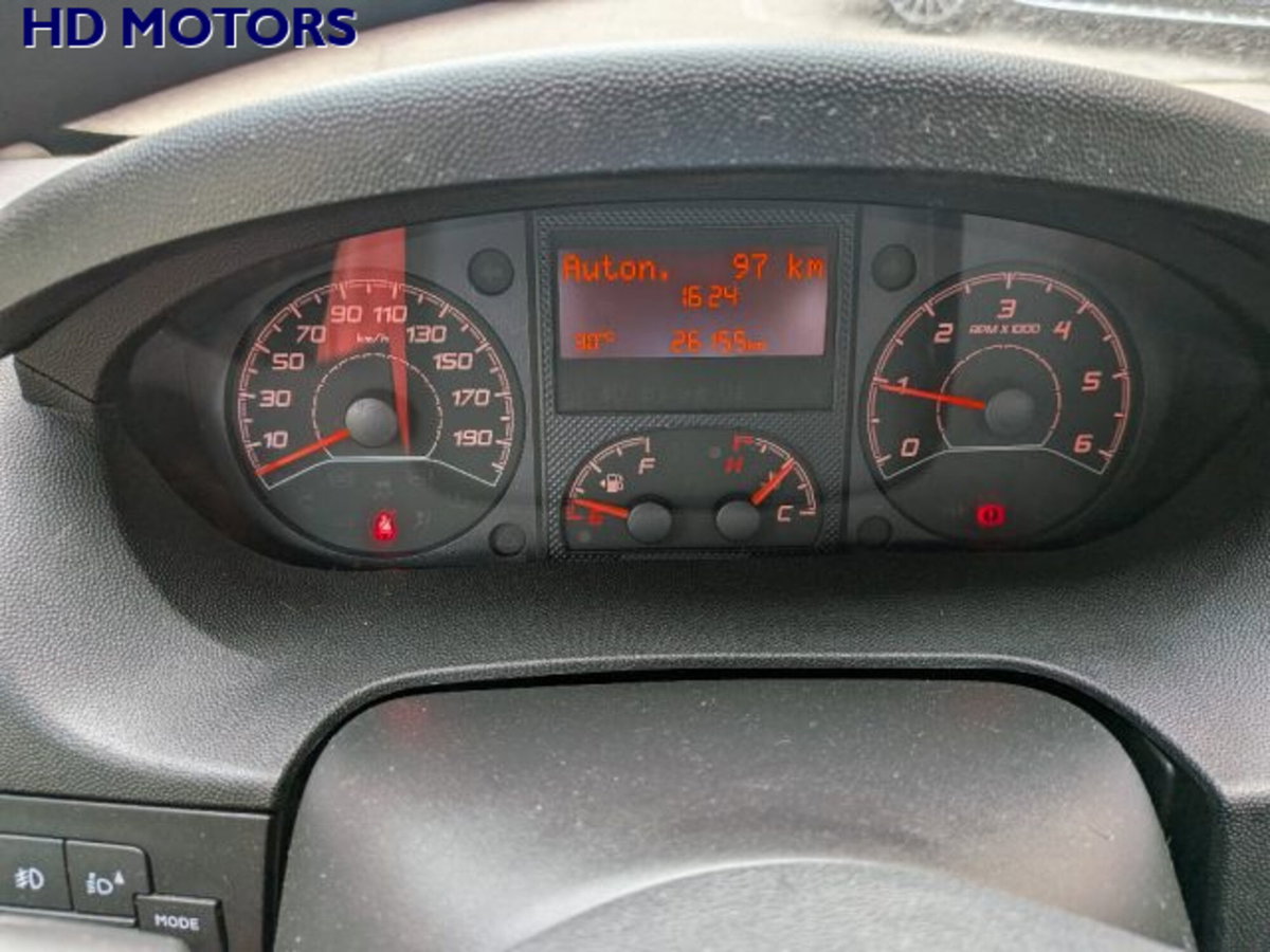 Citroen Jumper Telaio 35 BlueHDi 140 S&S PLM Cabinato Heavy Business (15)