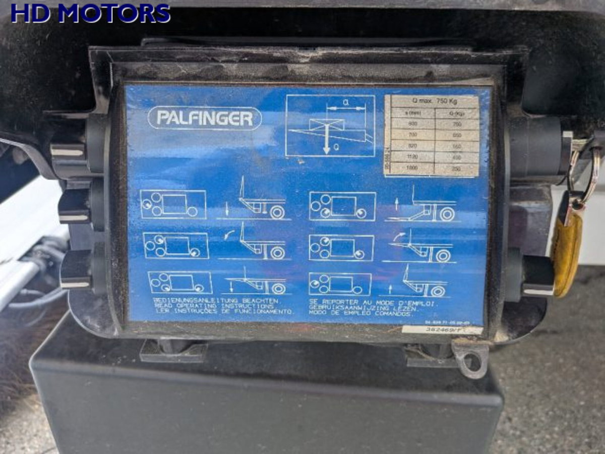 Citroen Jumper Telaio 35 BlueHDi 140 S&S PLM Cabinato Heavy Business (8)
