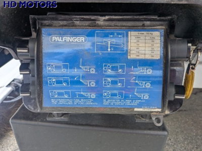 Citroen Jumper Telaio 35 BlueHDi 140 S&S PLM Cabinato Heavy Business (8)