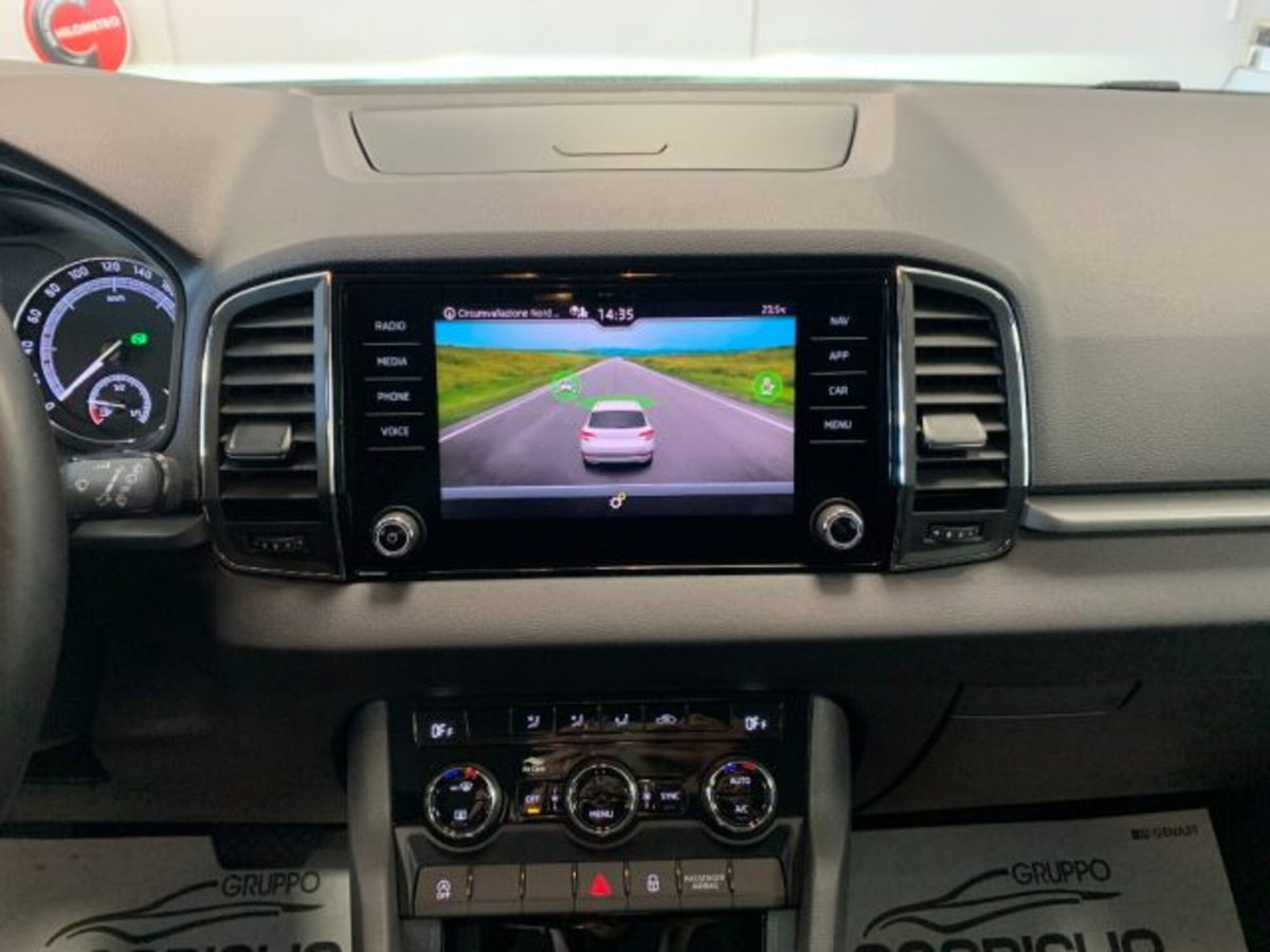 Skoda Karoq 2.0 tdi Executive 115cv (19)