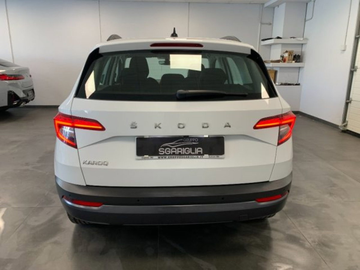 Skoda Karoq 2.0 tdi Executive 115cv (5)