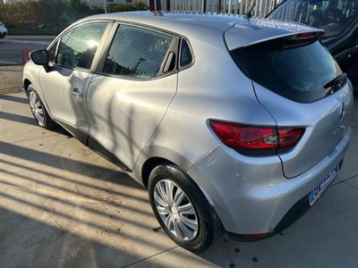 Renault Clio 1.2 75CV GPL 5 porte Wave (5)