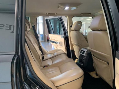 Land Rover Range Rover 4.4 TDV8 HSE (10)