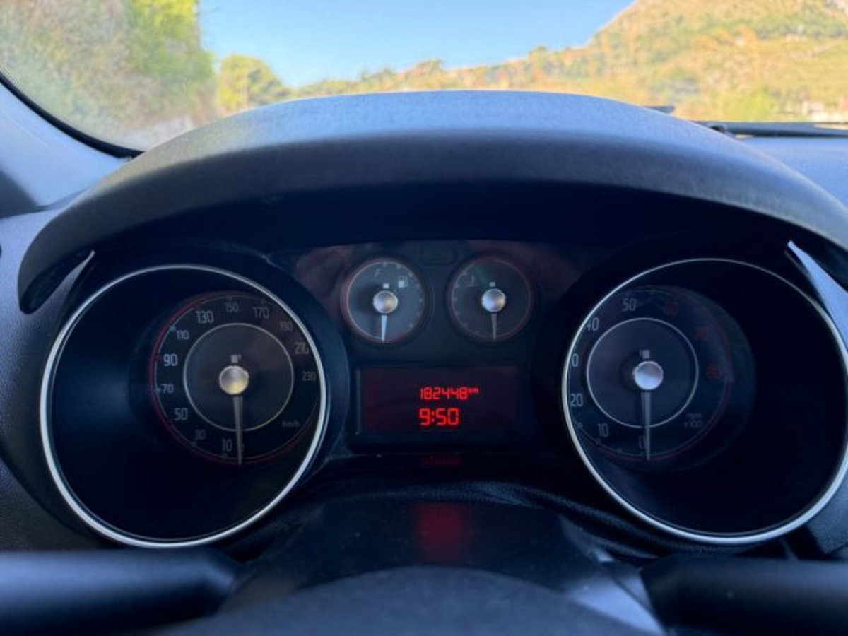Fiat Punto Evo 1.4 3 porte Active EasyPower (15)