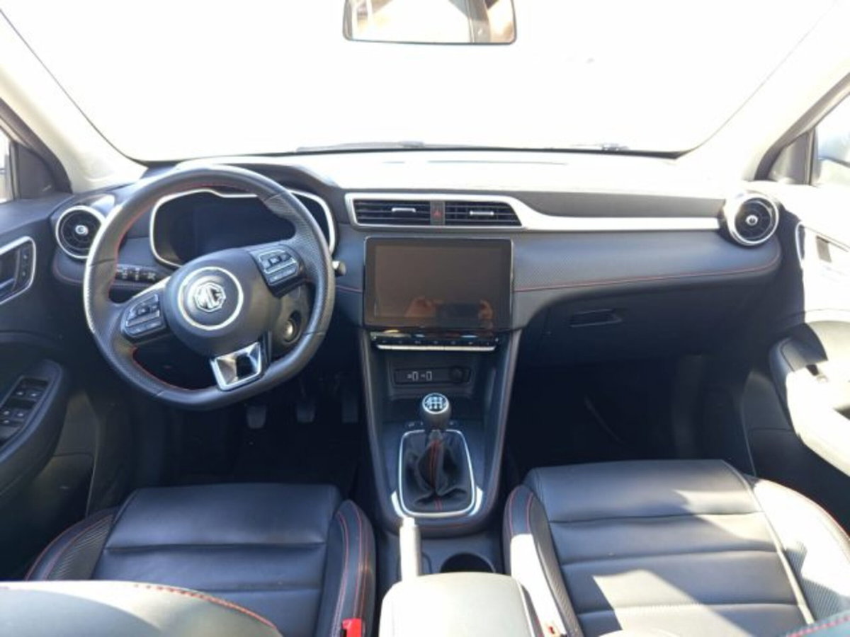 Mg ZS ZS 1.5 Luxury (13)