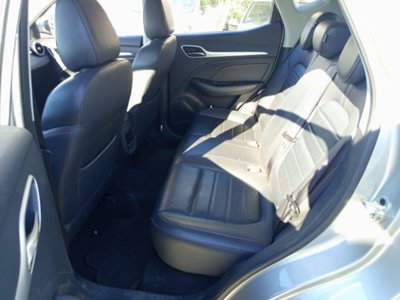 Mg ZS ZS 1.5 Luxury (14)