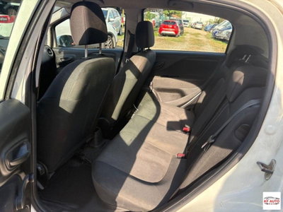 Fiat Punto 1.2 8V 5 porte Street (8)