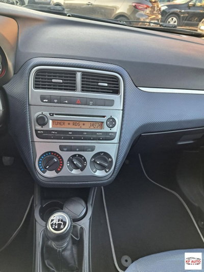 Fiat Grande Punto 1.4 GPL 5 porte Dynamic (12)