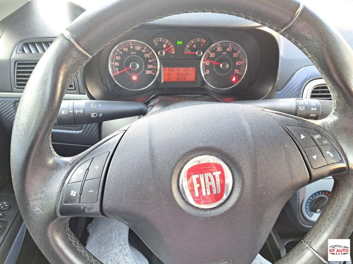 Fiat Grande Punto 1.4 GPL 5 porte Dynamic (13)