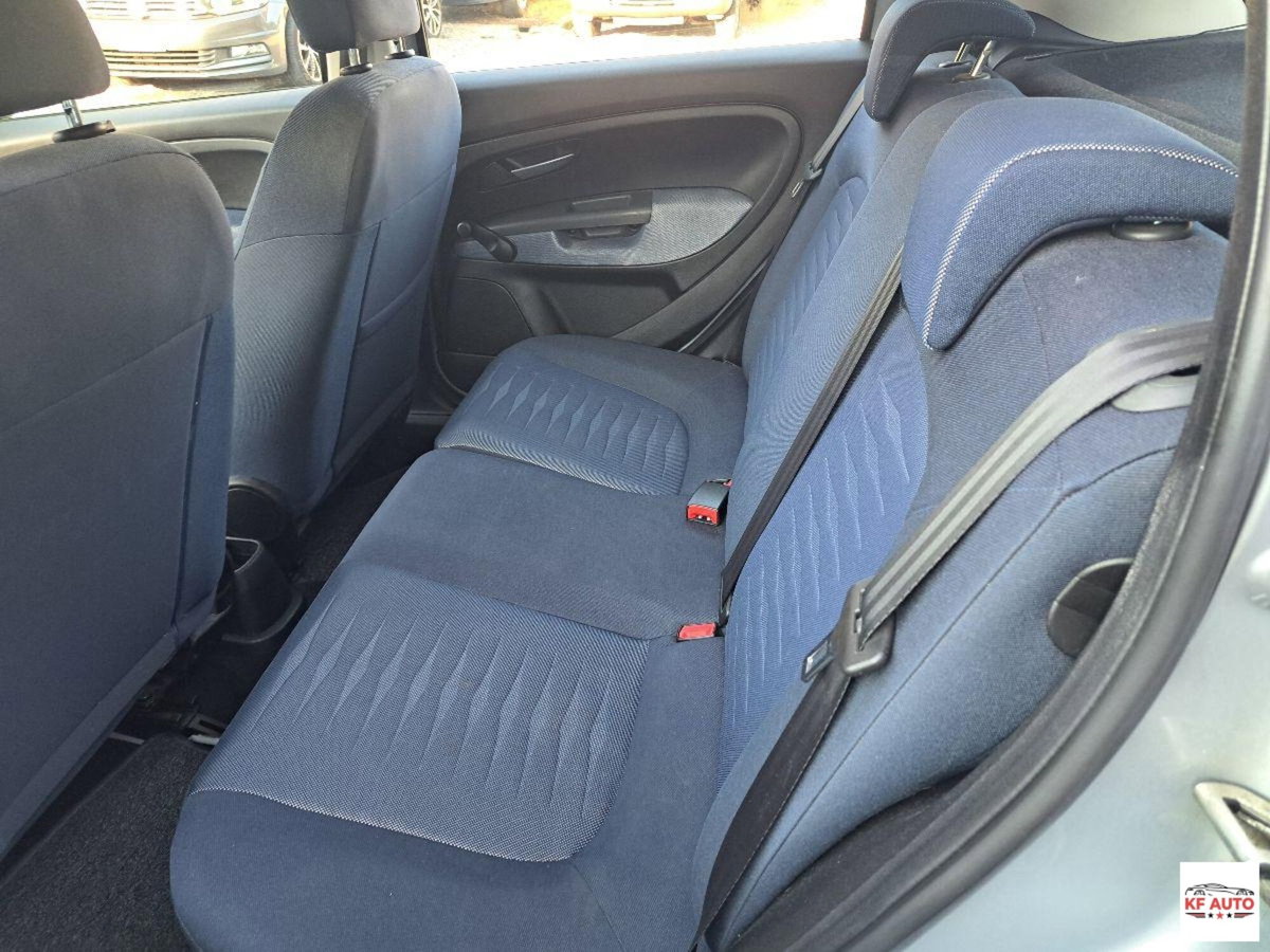 Fiat Grande Punto 1.4 GPL 5 porte Dynamic (7)