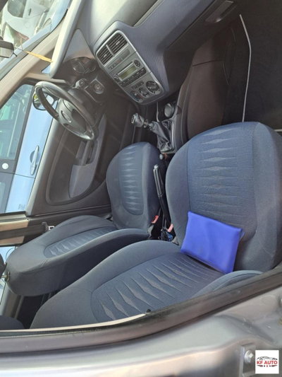Fiat Grande Punto 1.4 GPL 5 porte Dynamic (8)