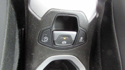 Jeep Renegade 1.6 Mjt 120 CV Limited (15)