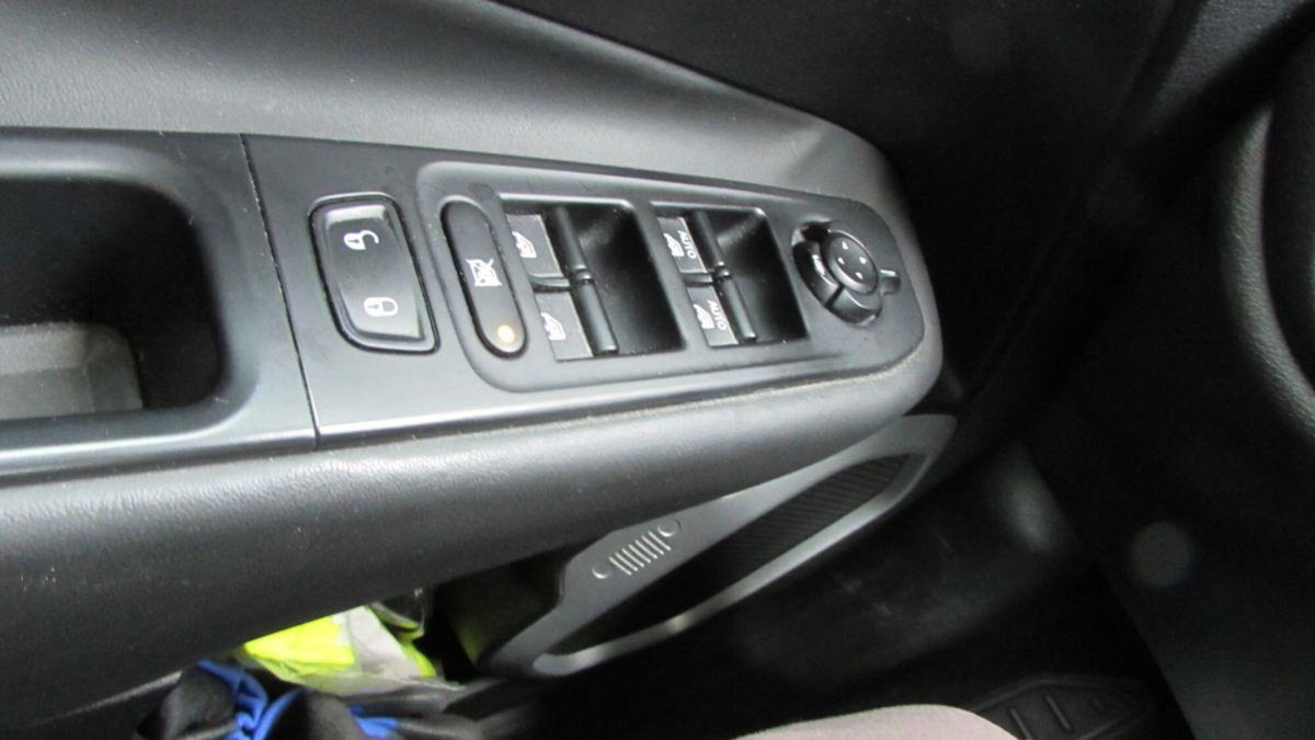 Jeep Renegade 1.6 Mjt 120 CV Limited (16)