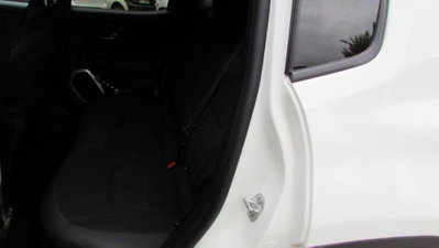 Jeep Renegade 1.6 Mjt 120 CV Limited (9)