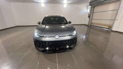 Volkswagen T-Roc 1.5 etsi R-Line 150cv dsg (2)