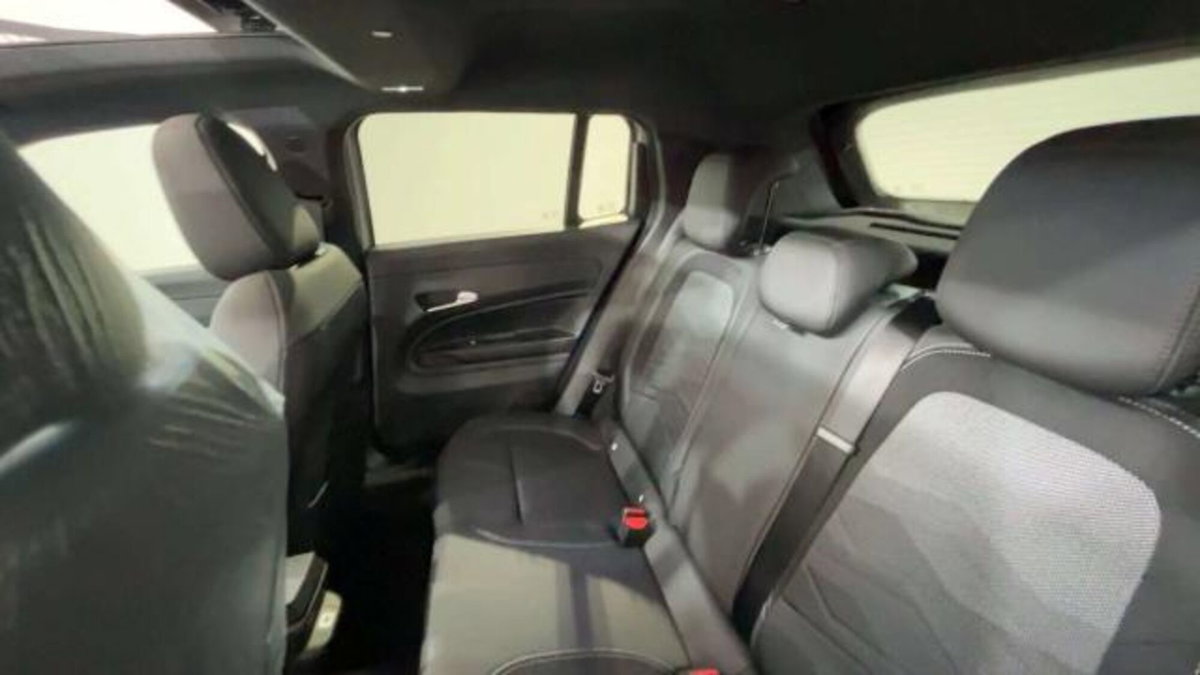 Jeep Avenger 1.2 turbo e-hybrid mhev Summit fwd 110cv edct6 (12)