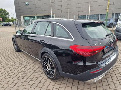 Mercedes-Benz Classe C Station Wagon 220 d Mild hybrid 4Matic Premium Pro All-Terrain (10)
