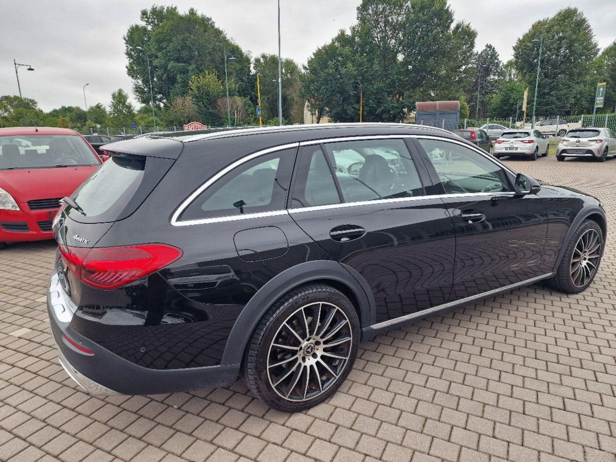 Mercedes-Benz Classe C Station Wagon 220 d Mild hybrid 4Matic Premium Pro All-Terrain (8)