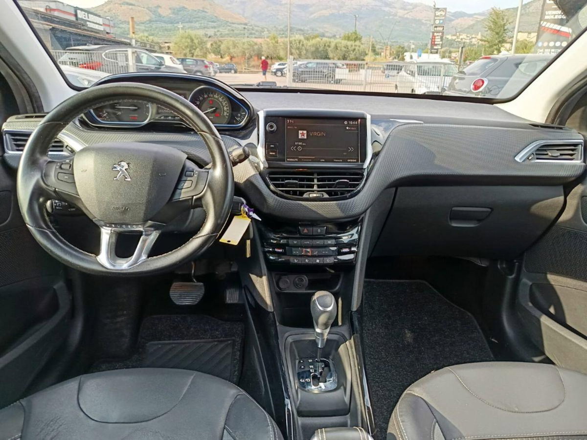 Peugeot 2008 Turbo 110 EAT6 S&S GT Line (13)