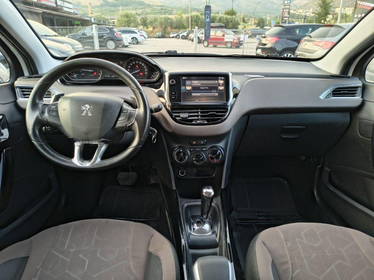 Peugeot 2008 e-HDi 92 CV Stop&Start ETG6 Active (13)