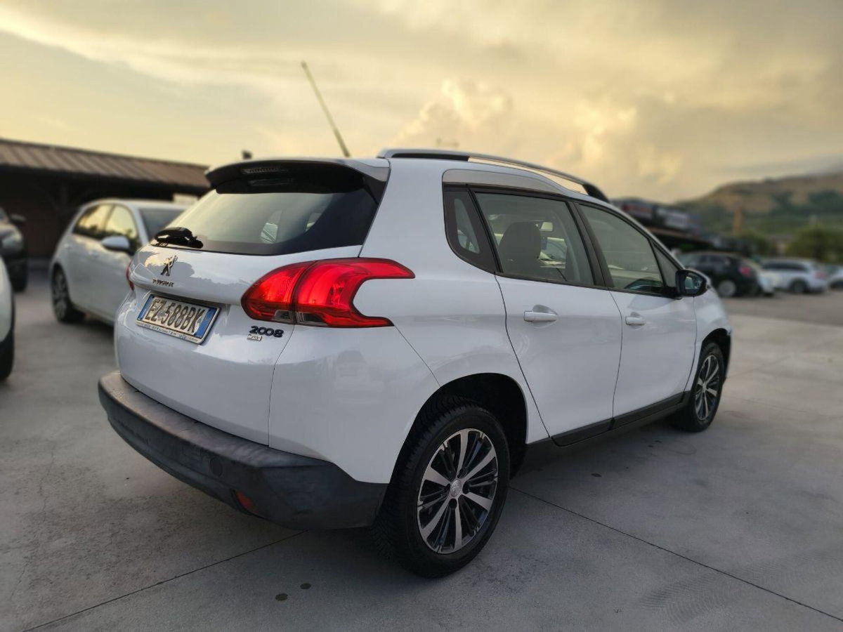 Peugeot 2008 e-HDi 92 CV Stop&Start ETG6 Active (6)