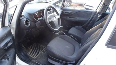 Fiat Punto 1.3 MJT 85CV S&S 5 porte Van Easy 4 posti E5+ (9)