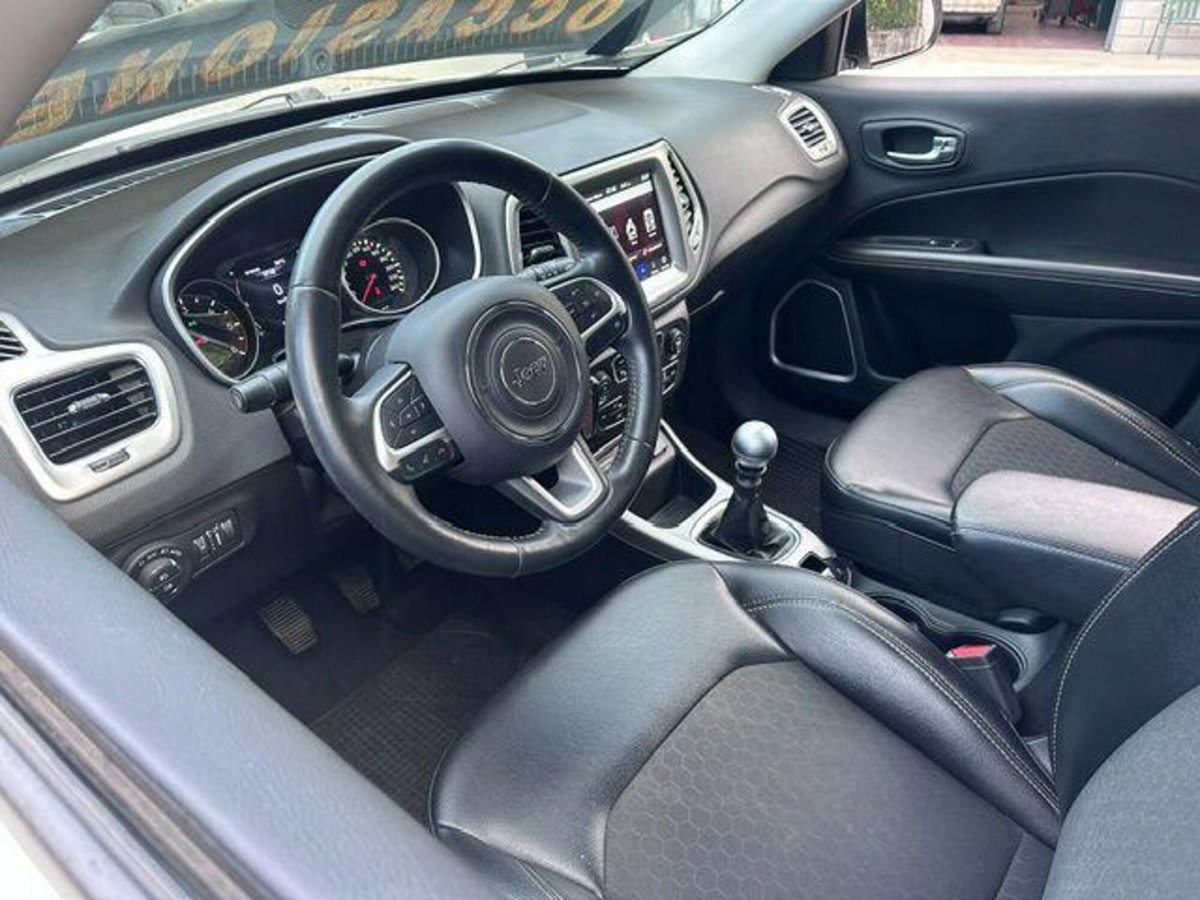 Jeep Compass 1.6 Multijet II 2WD Longitude (5)