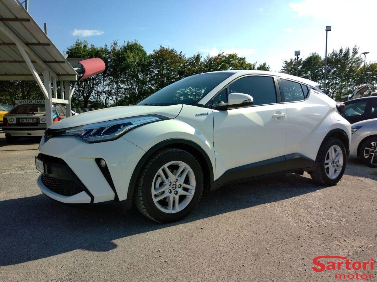 Toyota Toyota C-HR 1.8 Hybrid E-CVT Dynamic