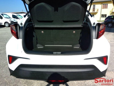 Toyota Toyota C-HR 1.8 Hybrid E-CVT Dynamic (12)