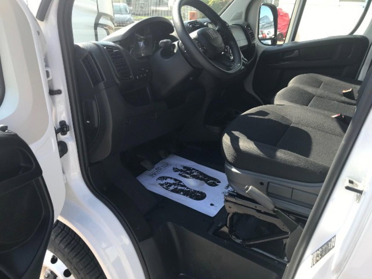 Fiat Ducato Furgone L3H2 2.2 diesel 140cv auto (11)